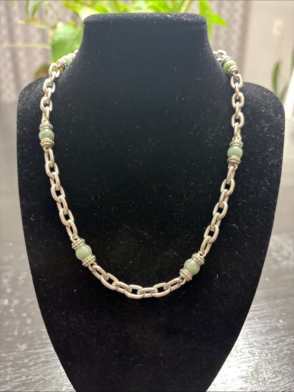 Judith Ripka 925 Silver Chain Necklace with light jade Beads